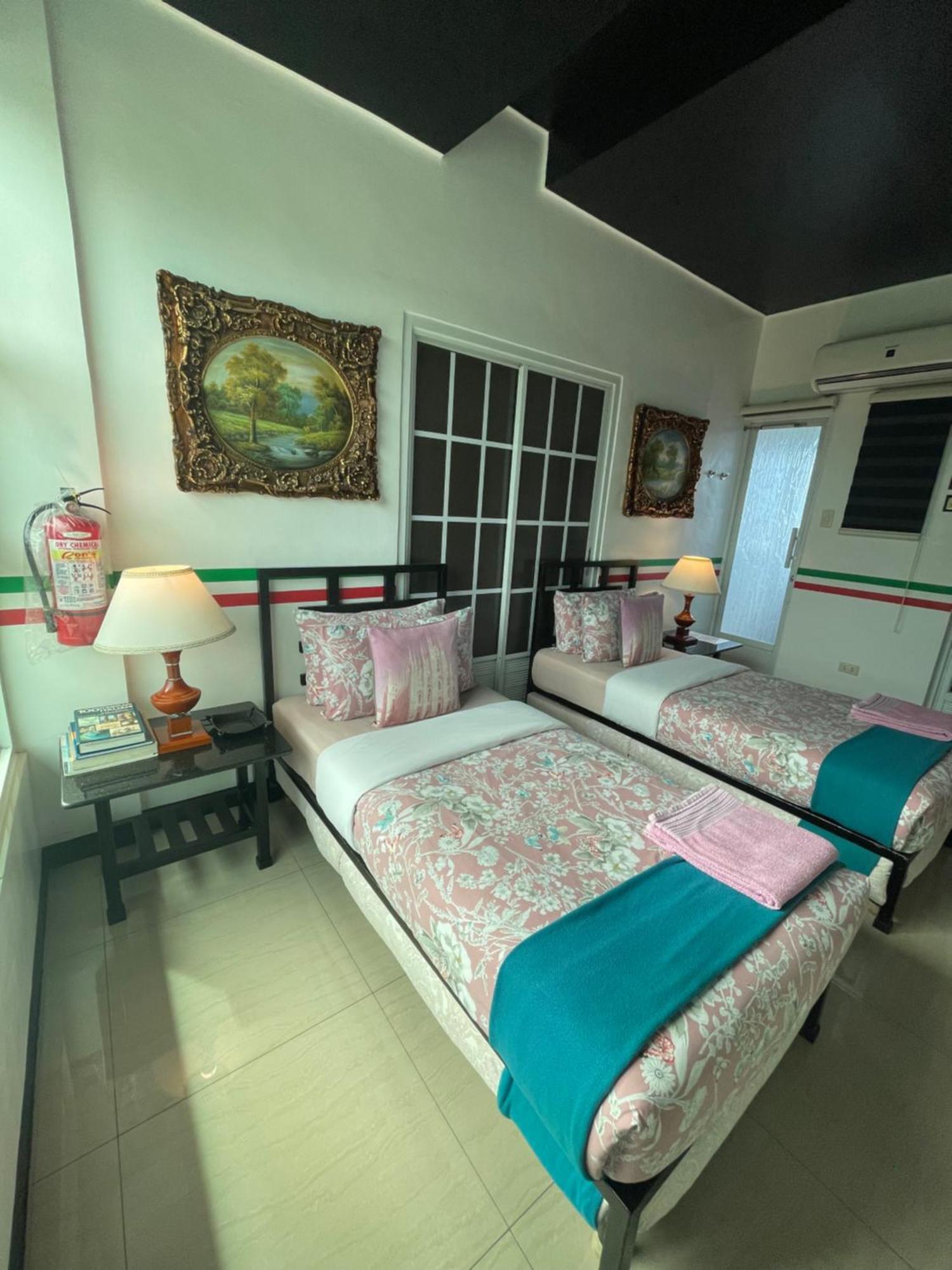 Italy Condotel Darasa Tanauan  Exteriér fotografie